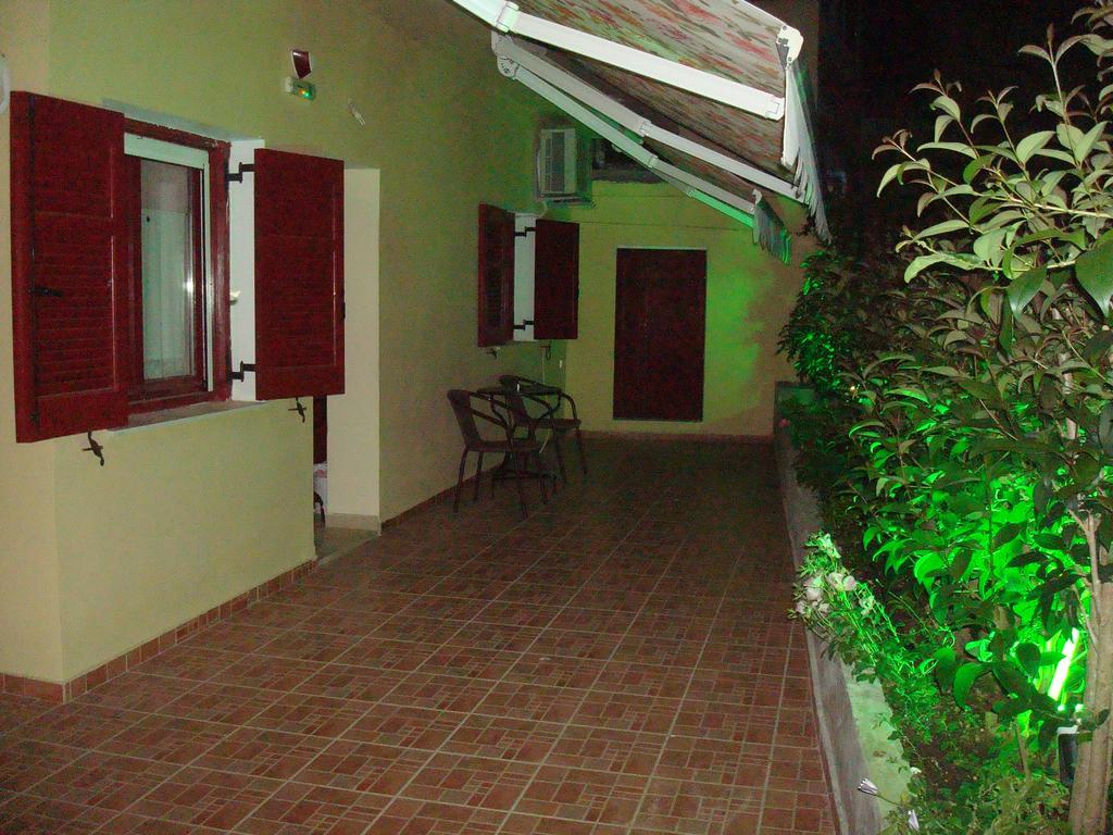 To Agridi Apartment Tsoukaládhes Exterior foto