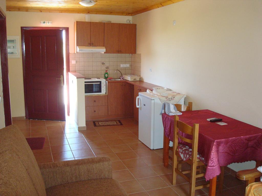 To Agridi Apartment Tsoukaládhes Exterior foto
